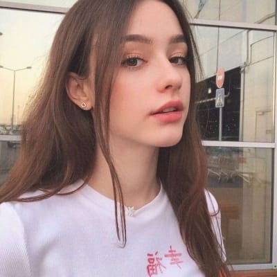 Dewi Sartika avatar